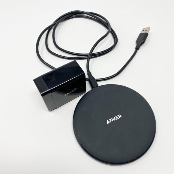 Anker PowerWave Pad Wireless Charger 10W Qi Fast Charging Pad With Wall Charger - Picture 1 of 9